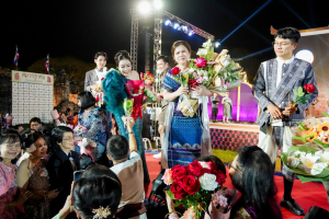 มรภ.เทพสตรี ร่วมสืบสานอัตลักษ์ศิลป์ จัดการแสดง 