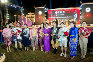 มรภ.เทพสตรี ร่วมสืบสานอัตลักษ์ศิลป์ จัดการแสดง 