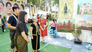 มรภ.เทพสตรี ให้การต้อนรับรองอธิการบดี มหาวิทยาลัยนานาชาติเอเชีย-แปซิฟิก ในโอกาสเยี่ยมชมวิถีวัฒนธรรมและนิทรรศการเทิดพระเกียรติ