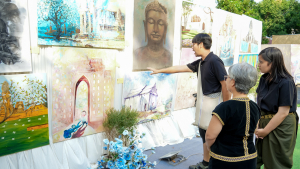 มรภ.เทพสตรี ให้การต้อนรับรองอธิการบดี มหาวิทยาลัยนานาชาติเอเชีย-แปซิฟิก ในโอกาสเยี่ยมชมวิถีวัฒนธรรมและนิทรรศการเทิดพระเกียรติ