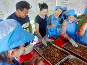 ศูนย์ส่งเสริมการจัดการศึกษาตามพระบรมราโชบาย มรภ.เทพสตรี ขับเคลื่อนศาสตร์พระราชา ลงพื้นที่ ต.โพประจักษ์ จัดอบรม 