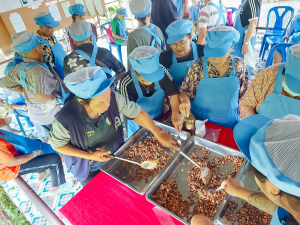 ศูนย์ส่งเสริมการจัดการศึกษาตามพระบรมราโชบาย มรภ.เทพสตรี ขับเคลื่อนศาสตร์พระราชา ลงพื้นที่ ต.โพประจักษ์ จัดอบรม 