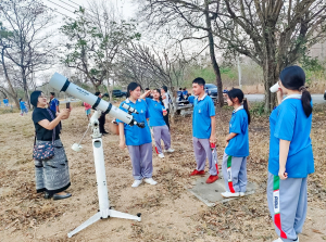 ศูนย์วิทยาศาสตร์ มรภ.เทพสตรี จัดกิจกรรมค่ายดาราศาสตร์ เสริมสร้างทักษะการเรียนรู้นอกห้องเรียนแก่นักเรียนโรงเรียนพิบูลวิทยาลัย