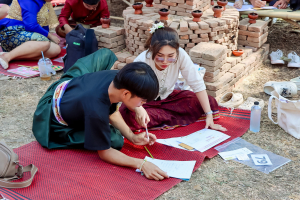 หลักสูตรครุศาสตรบัณฑิต วิชาเอกภาษาไทย คณะมนุษยศาสตร์ฯ ร่วมจัดประชันกลอนสด งานแผ่นดินสมเด็จพระนารายณ์มหาราช ครั้งที่ 38