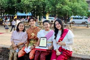 หลักสูตรครุศาสตรบัณฑิต วิชาเอกภาษาไทย คณะมนุษยศาสตร์ฯ ร่วมจัดประชันกลอนสด งานแผ่นดินสมเด็จพระนารายณ์มหาราช ครั้งที่ 38