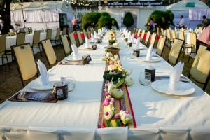 มรภ.เทพสตรี จัดงาน “สำรับกับข้าว 3 บุรี” อย่างงดงามด้วยศิลป์แห่งการจัดสำรับ บูรณาการทุกภาคส่วน ภายใต้การเป็นประธานเปิดงานของผู้ว่าราชการจังหวัดลพบุรี รวมพลัง Soft Power จากนางงาม Mister และศิลปินชื่อดัง ร่วมถ่ายทอดเสน่ห์อาหารท้องถิ่นสู่สังคม เบื้องหลังความสำเร็จเกิดจากการต่อยอดงานวิจัยภาคสนาม สู่การสร้างสรรค์ประสบการณ์อาหารไทยแบบ Fine Dining ยกระดับอาหารท้องถิ่นสู่เวที Soft Power และขับเคลื่อนสู่เศรษฐกิจสร้างสรรค์อย่างเป็นรูปธรรม