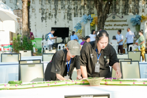 มรภ.เทพสตรี จัดงาน “สำรับกับข้าว 3 บุรี” อย่างงดงามด้วยศิลป์แห่งการจัดสำรับ บูรณาการทุกภาคส่วน ภายใต้การเป็นประธานเปิดงานของผู้ว่าราชการจังหวัดลพบุรี รวมพลัง Soft Power จากนางงาม Mister และศิลปินชื่อดัง ร่วมถ่ายทอดเสน่ห์อาหารท้องถิ่นสู่สังคม เบื้องหลังความสำเร็จเกิดจากการต่อยอดงานวิจัยภาคสนาม สู่การสร้างสรรค์ประสบการณ์อาหารไทยแบบ Fine Dining ยกระดับอาหารท้องถิ่นสู่เวที Soft Power และขับเคลื่อนสู่เศรษฐกิจสร้างสรรค์อย่างเป็นรูปธรรม