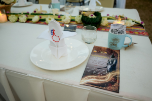 มรภ.เทพสตรี จัดงาน “สำรับกับข้าว 3 บุรี” อย่างงดงามด้วยศิลป์แห่งการจัดสำรับ บูรณาการทุกภาคส่วน ภายใต้การเป็นประธานเปิดงานของผู้ว่าราชการจังหวัดลพบุรี รวมพลัง Soft Power จากนางงาม Mister และศิลปินชื่อดัง ร่วมถ่ายทอดเสน่ห์อาหารท้องถิ่นสู่สังคม เบื้องหลังความสำเร็จเกิดจากการต่อยอดงานวิจัยภาคสนาม สู่การสร้างสรรค์ประสบการณ์อาหารไทยแบบ Fine Dining ยกระดับอาหารท้องถิ่นสู่เวที Soft Power และขับเคลื่อนสู่เศรษฐกิจสร้างสรรค์อย่างเป็นรูปธรรม