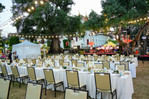 มรภ.เทพสตรี จัดงาน “สำรับกับข้าว 3 บุรี” อย่างงดงามด้วยศิลป์แห่งการจัดสำรับ บูรณาการทุกภาคส่วน ภายใต้การเป็นประธานเปิดงานของผู้ว่าราชการจังหวัดลพบุรี รวมพลัง Soft Power จากนางงาม Mister และศิลปินชื่อดัง ร่วมถ่ายทอดเสน่ห์อาหารท้องถิ่นสู่สังคม เบื้องหลังความสำเร็จเกิดจากการต่อยอดงานวิจัยภาคสนาม สู่การสร้างสรรค์ประสบการณ์อาหารไทยแบบ Fine Dining ยกระดับอาหารท้องถิ่นสู่เวที Soft Power และขับเคลื่อนสู่เศรษฐกิจสร้างสรรค์อย่างเป็นรูปธรรม