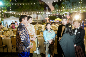 มรภ.เทพสตรี จัดงาน “สำรับกับข้าว 3 บุรี” อย่างงดงามด้วยศิลป์แห่งการจัดสำรับ บูรณาการทุกภาคส่วน ภายใต้การเป็นประธานเปิดงานของผู้ว่าราชการจังหวัดลพบุรี รวมพลัง Soft Power จากนางงาม Mister และศิลปินชื่อดัง ร่วมถ่ายทอดเสน่ห์อาหารท้องถิ่นสู่สังคม เบื้องหลังความสำเร็จเกิดจากการต่อยอดงานวิจัยภาคสนาม สู่การสร้างสรรค์ประสบการณ์อาหารไทยแบบ Fine Dining ยกระดับอาหารท้องถิ่นสู่เวที Soft Power และขับเคลื่อนสู่เศรษฐกิจสร้างสรรค์อย่างเป็นรูปธรรม