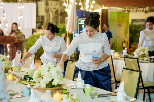 มรภ.เทพสตรี จัดงาน “สำรับกับข้าว 3 บุรี” อย่างงดงามด้วยศิลป์แห่งการจัดสำรับ บูรณาการทุกภาคส่วน ภายใต้การเป็นประธานเปิดงานของผู้ว่าราชการจังหวัดลพบุรี รวมพลัง Soft Power จากนางงาม Mister และศิลปินชื่อดัง ร่วมถ่ายทอดเสน่ห์อาหารท้องถิ่นสู่สังคม เบื้องหลังความสำเร็จเกิดจากการต่อยอดงานวิจัยภาคสนาม สู่การสร้างสรรค์ประสบการณ์อาหารไทยแบบ Fine Dining ยกระดับอาหารท้องถิ่นสู่เวที Soft Power และขับเคลื่อนสู่เศรษฐกิจสร้างสรรค์อย่างเป็นรูปธรรม