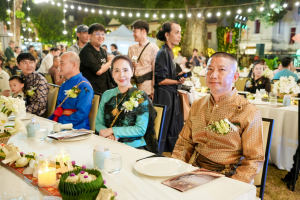 มรภ.เทพสตรี จัดงาน “สำรับกับข้าว 3 บุรี” อย่างงดงามด้วยศิลป์แห่งการจัดสำรับ บูรณาการทุกภาคส่วน ภายใต้การเป็นประธานเปิดงานของผู้ว่าราชการจังหวัดลพบุรี รวมพลัง Soft Power จากนางงาม Mister และศิลปินชื่อดัง ร่วมถ่ายทอดเสน่ห์อาหารท้องถิ่นสู่สังคม เบื้องหลังความสำเร็จเกิดจากการต่อยอดงานวิจัยภาคสนาม สู่การสร้างสรรค์ประสบการณ์อาหารไทยแบบ Fine Dining ยกระดับอาหารท้องถิ่นสู่เวที Soft Power และขับเคลื่อนสู่เศรษฐกิจสร้างสรรค์อย่างเป็นรูปธรรม