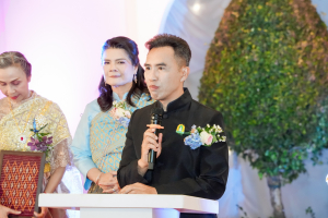 มรภ.เทพสตรี จัดงาน “สำรับกับข้าว 3 บุรี” อย่างงดงามด้วยศิลป์แห่งการจัดสำรับ บูรณาการทุกภาคส่วน ภายใต้การเป็นประธานเปิดงานของผู้ว่าราชการจังหวัดลพบุรี รวมพลัง Soft Power จากนางงาม Mister และศิลปินชื่อดัง ร่วมถ่ายทอดเสน่ห์อาหารท้องถิ่นสู่สังคม เบื้องหลังความสำเร็จเกิดจากการต่อยอดงานวิจัยภาคสนาม สู่การสร้างสรรค์ประสบการณ์อาหารไทยแบบ Fine Dining ยกระดับอาหารท้องถิ่นสู่เวที Soft Power และขับเคลื่อนสู่เศรษฐกิจสร้างสรรค์อย่างเป็นรูปธรรม