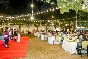 มรภ.เทพสตรี จัดงาน “สำรับกับข้าว 3 บุรี” อย่างงดงามด้วยศิลป์แห่งการจัดสำรับ บูรณาการทุกภาคส่วน ภายใต้การเป็นประธานเปิดงานของผู้ว่าราชการจังหวัดลพบุรี รวมพลัง Soft Power จากนางงาม Mister และศิลปินชื่อดัง ร่วมถ่ายทอดเสน่ห์อาหารท้องถิ่นสู่สังคม เบื้องหลังความสำเร็จเกิดจากการต่อยอดงานวิจัยภาคสนาม สู่การสร้างสรรค์ประสบการณ์อาหารไทยแบบ Fine Dining ยกระดับอาหารท้องถิ่นสู่เวที Soft Power และขับเคลื่อนสู่เศรษฐกิจสร้างสรรค์อย่างเป็นรูปธรรม