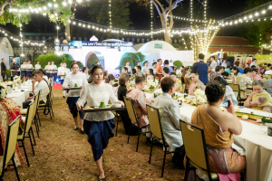 มรภ.เทพสตรี จัดงาน “สำรับกับข้าว 3 บุรี” อย่างงดงามด้วยศิลป์แห่งการจัดสำรับ บูรณาการทุกภาคส่วน ภายใต้การเป็นประธานเปิดงานของผู้ว่าราชการจังหวัดลพบุรี รวมพลัง Soft Power จากนางงาม Mister และศิลปินชื่อดัง ร่วมถ่ายทอดเสน่ห์อาหารท้องถิ่นสู่สังคม เบื้องหลังความสำเร็จเกิดจากการต่อยอดงานวิจัยภาคสนาม สู่การสร้างสรรค์ประสบการณ์อาหารไทยแบบ Fine Dining ยกระดับอาหารท้องถิ่นสู่เวที Soft Power และขับเคลื่อนสู่เศรษฐกิจสร้างสรรค์อย่างเป็นรูปธรรม