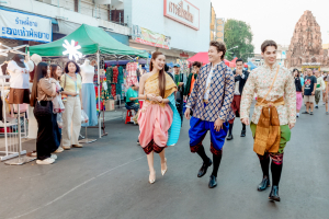 มรภ.เทพสตรี จัดงาน “สำรับกับข้าว 3 บุรี” อย่างงดงามด้วยศิลป์แห่งการจัดสำรับ บูรณาการทุกภาคส่วน ภายใต้การเป็นประธานเปิดงานของผู้ว่าราชการจังหวัดลพบุรี รวมพลัง Soft Power จากนางงาม Mister และศิลปินชื่อดัง ร่วมถ่ายทอดเสน่ห์อาหารท้องถิ่นสู่สังคม เบื้องหลังความสำเร็จเกิดจากการต่อยอดงานวิจัยภาคสนาม สู่การสร้างสรรค์ประสบการณ์อาหารไทยแบบ Fine Dining ยกระดับอาหารท้องถิ่นสู่เวที Soft Power และขับเคลื่อนสู่เศรษฐกิจสร้างสรรค์อย่างเป็นรูปธรรม