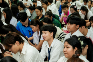 กองพัฒนานักศึกษา จัดประชุมชี้แจงแนวทางการกู้ยืมเงิน กยศ. ภาคเรียนที่ 1/2569 สำหรับกลุ่มผู้กู้ต่อเนื่อง มุ่งเน้นความเข้าใจในหลักเกณฑ์และระเบียบปฏิบัติ