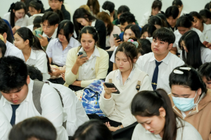 กองพัฒนานักศึกษา จัดประชุมชี้แจงแนวทางการกู้ยืมเงิน กยศ. ภาคเรียนที่ 1/2569 สำหรับกลุ่มผู้กู้ต่อเนื่อง มุ่งเน้นความเข้าใจในหลักเกณฑ์และระเบียบปฏิบัติ