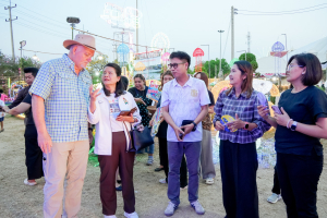 อธิการบดี มรภ.เทพสตรี นำคณะผู้บริหาร เยี่ยมชมเทศกาลกินปลาและของดีเมืองสิงห์ ประจำปี พ.ศ. 2569 พร้อมศึกษาอัตลักษณ์อาหารพื้นถิ่น ต่อยอดโครงการ 