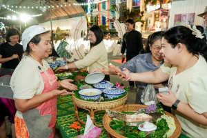 อธิการบดี มรภ.เทพสตรี นำคณะผู้บริหาร เยี่ยมชมเทศกาลกินปลาและของดีเมืองสิงห์ ประจำปี พ.ศ. 2569 พร้อมศึกษาอัตลักษณ์อาหารพื้นถิ่น ต่อยอดโครงการ 