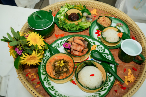 อธิการบดี มรภ.เทพสตรี นำคณะผู้บริหาร เยี่ยมชมเทศกาลกินปลาและของดีเมืองสิงห์ ประจำปี พ.ศ. 2569 พร้อมศึกษาอัตลักษณ์อาหารพื้นถิ่น ต่อยอดโครงการ 