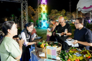 อธิการบดี มรภ.เทพสตรี นำคณะผู้บริหาร เยี่ยมชมเทศกาลกินปลาและของดีเมืองสิงห์ ประจำปี พ.ศ. 2569 พร้อมศึกษาอัตลักษณ์อาหารพื้นถิ่น ต่อยอดโครงการ 