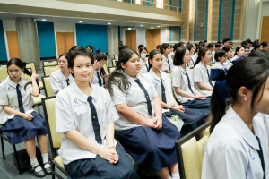 รร.สาธิต มรภ.เทพสตรี จัดพิธีมอบประกาศนียบัตรการสำเร็จการศึกษาแก่นักเรียนชั้นมัธยมศึกษาปีที่ 3 และชั้นมัธยมศึกษาปีที่ 6 ประจำปีการศึกษา 2568