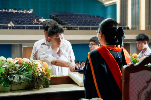 รร.สาธิต มรภ.เทพสตรี จัดพิธีมอบประกาศนียบัตรการสำเร็จการศึกษาแก่นักเรียนชั้นมัธยมศึกษาปีที่ 3 และชั้นมัธยมศึกษาปีที่ 6 ประจำปีการศึกษา 2568