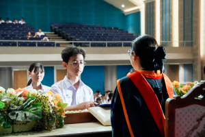 รร.สาธิต มรภ.เทพสตรี จัดพิธีมอบประกาศนียบัตรการสำเร็จการศึกษาแก่นักเรียนชั้นมัธยมศึกษาปีที่ 3 และชั้นมัธยมศึกษาปีที่ 6 ประจำปีการศึกษา 2568