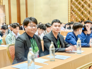 มรภ.เทพสตรี ส่งเสริมผู้นำนักศึกษาร่วมสัมมนา 