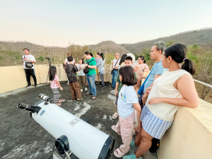 ศูนย์วิทยาศาสตร์ จัดกิจกรรมสังเกตการณ์ปรากฏการณ์ 