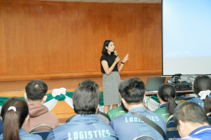 สาขาวิชาการจัดการโลจิสติกส์ จัดอบรมทักษะการควบคุมอากาศยานไร้คนขับ (Drone) มุ่งสร้างบุคลากรโลจิสติกส์ยุคดิจิทัล