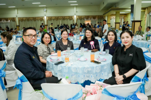 อธิการบดี มรภ.เทพสตรี รับรางวัลเชิดชูเกียรติ 