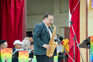 อธิการบดี มรภ.เทพสตรี รับรางวัลเชิดชูเกียรติ 