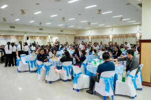 อธิการบดี มรภ.เทพสตรี รับรางวัลเชิดชูเกียรติ 