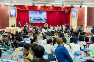 อธิการบดี มรภ.เทพสตรี รับรางวัลเชิดชูเกียรติ 