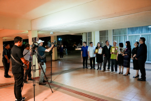 อธิการบดี มรภ.เทพสตรี รับรางวัลเชิดชูเกียรติ 