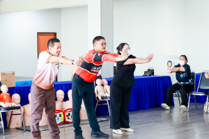 มรภ.เทพสตรี ร่วมรับมอบเครื่อง AED และฝึกทักษะการกู้ชีพพื้นฐาน (CPR) เสริมความพร้อมด้านความปลอดภัยเชิงรุกสู่รั้วมหาวิทยาลัย