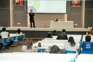 มรภ.เทพสตรี จัดแสดงวิสัยทัศน์และลงคะแนนหยั่งเสียงผู้มีสิทธิเข้ารับการสรรหาเป็นผู้อำนวยการสำนักศิลปะและวัฒนธรรม