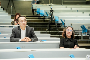 มรภ.เทพสตรี จัดแสดงวิสัยทัศน์และลงคะแนนหยั่งเสียงผู้มีสิทธิเข้ารับการสรรหาเป็นผู้อำนวยการสำนักศิลปะและวัฒนธรรม