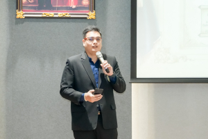 มรภ.เทพสตรี จัดแสดงวิสัยทัศน์และลงคะแนนหยั่งเสียงผู้มีสิทธิเข้ารับการสรรหาเป็นผู้อำนวยการสำนักศิลปะและวัฒนธรรม