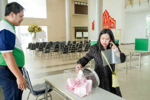 มรภ.เทพสตรี จัดแสดงวิสัยทัศน์และลงคะแนนหยั่งเสียงผู้มีสิทธิเข้ารับการสรรหาเป็นผู้อำนวยการสำนักศิลปะและวัฒนธรรม