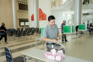 มรภ.เทพสตรี จัดแสดงวิสัยทัศน์และลงคะแนนหยั่งเสียงผู้มีสิทธิเข้ารับการสรรหาเป็นผู้อำนวยการสำนักศิลปะและวัฒนธรรม