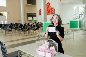 มรภ.เทพสตรี จัดแสดงวิสัยทัศน์และลงคะแนนหยั่งเสียงผู้มีสิทธิเข้ารับการสรรหาเป็นผู้อำนวยการสำนักศิลปะและวัฒนธรรม