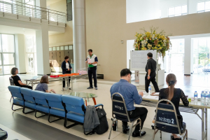 มรภ.เทพสตรี จัดแสดงวิสัยทัศน์และลงคะแนนหยั่งเสียงผู้มีสิทธิเข้ารับการสรรหาเป็นผู้อำนวยการสำนักศิลปะและวัฒนธรรม