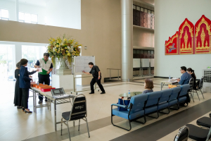 มรภ.เทพสตรี จัดแสดงวิสัยทัศน์และลงคะแนนหยั่งเสียงผู้มีสิทธิเข้ารับการสรรหาเป็นผู้อำนวยการสำนักศิลปะและวัฒนธรรม