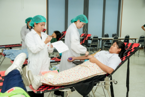 มรภ.เทพสตรี ร่วมกับ ภาคบริการโลหิตแห่งชาติที่ 2 จัดกิจกรรมบริจาคโลหิต น้อมถวายเป็นพระราชกุศลแด่ รัชกาลที่ 9 และ สมเด็จพระบรมราชชนนีพันปีหลวง