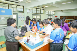 คณะวิทยาศาสตร์ฯ ร่วมกับโรงเรียนบรรจงรัตน์ จัดกิจกรรมค่าย SMEP 2/2568 เสริมทักษะปฏิบัติการและกระบวนการคิดเชิงวิทยาศาสตร์แก่เยาวชน