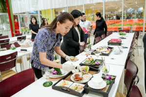 มรภ.เทพสตรี ร่วมประชุมหารือกับ ผวจ.ลพบุรี เตรียมความพร้อมการจัดโต๊ะเสวย และออกแบบรายการอาหาร รับเสด็จ สมเด็จพระกนิษฐาธิราชเจ้า กรมสมเด็จพระเทพรัตนราชสุดาฯ สยามบรมราชกุมารี