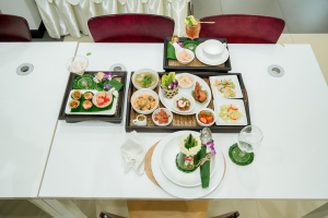 มรภ.เทพสตรี ร่วมประชุมหารือกับ ผวจ.ลพบุรี เตรียมความพร้อมการจัดโต๊ะเสวย และออกแบบรายการอาหาร รับเสด็จ สมเด็จพระกนิษฐาธิราชเจ้า กรมสมเด็จพระเทพรัตนราชสุดาฯ สยามบรมราชกุมารี